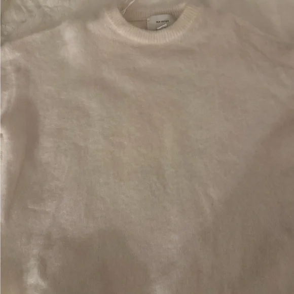 Cozy Cream Sweater - Picture 4 of 5